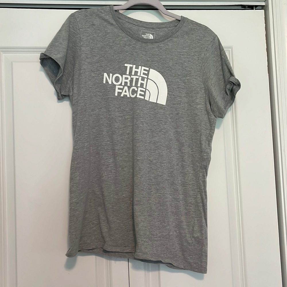 North Face tshirt